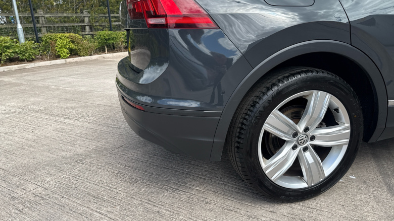 Volkswagen Tiguan 1.5 TSi EVO 150 Match 5dr Petrol Estate